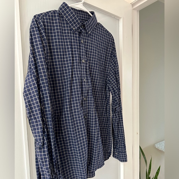 Jos A Bank Button Collar Shirt - Picture 2 of 4